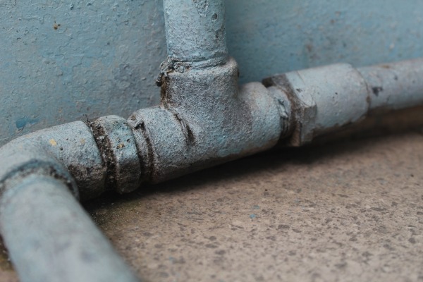 corroded metal pipe joint